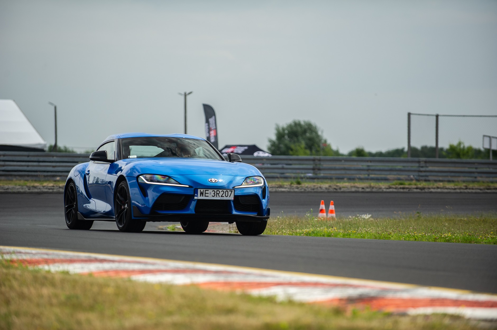 Toyoty linii GR i GR SPORT