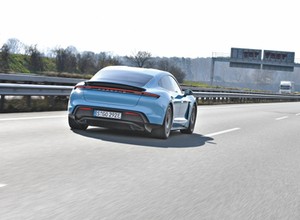 Skazani na jazdę od ładowarki do ładowarki? Test zasięgu aut elektrycznych na autostradzie