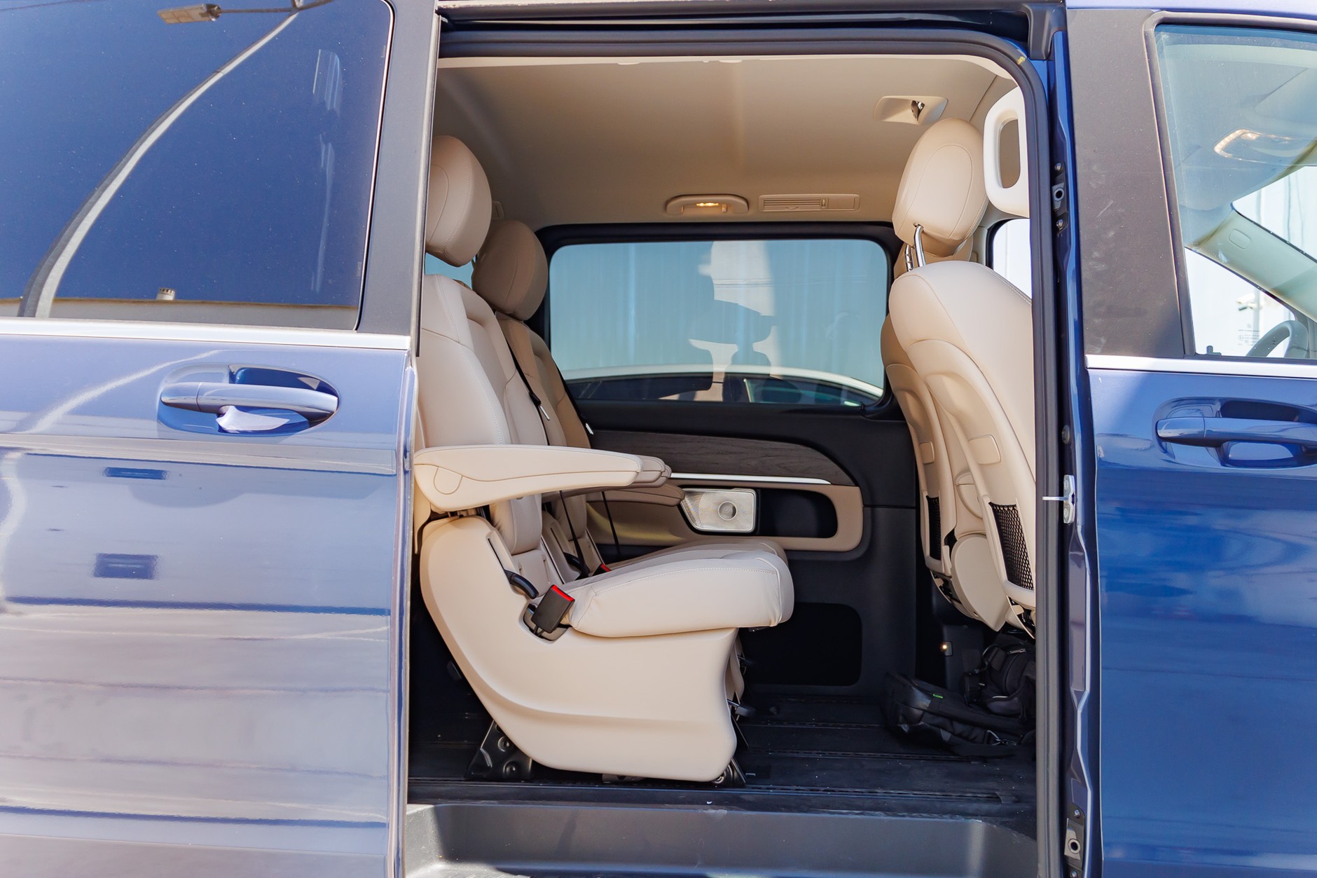 2024 Mercedes V300d