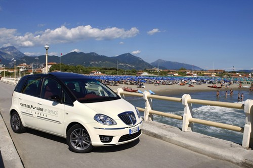 Lancia Musa 1.6 Multijet - Jak torebka Prady
