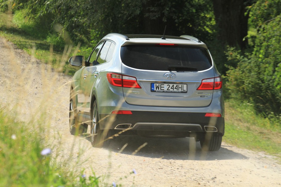 Hyundai Grand Santa Fe