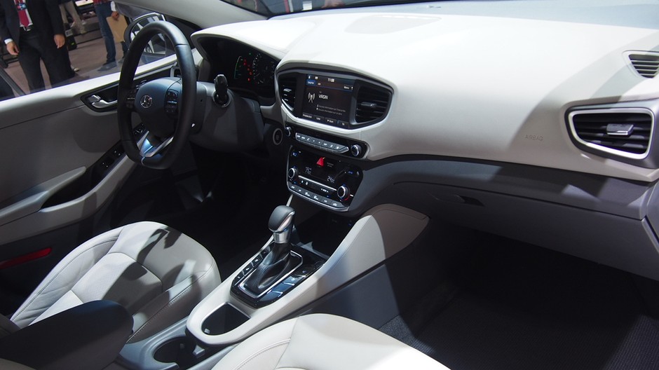 Hyundai Ioniq (Targi Paryż 2016)