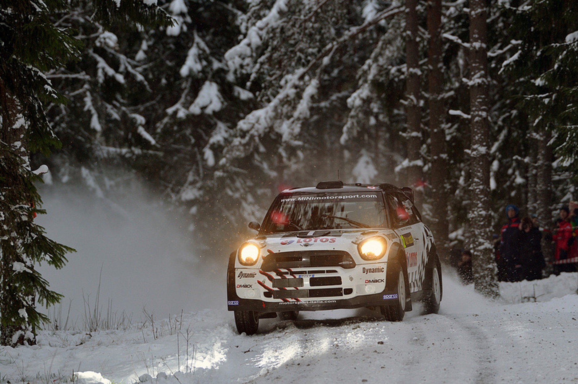 Rajd Szwecji 2013: Sołowow, Kościuszko i Kabaciński z tarczą