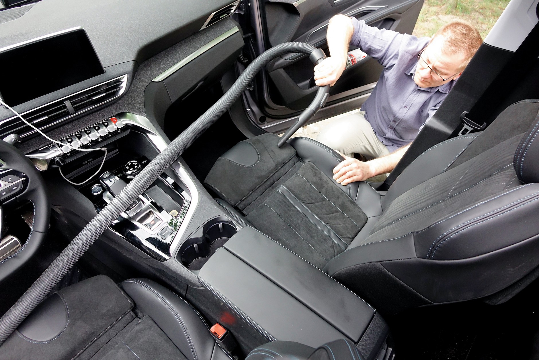 Pranie tapicerki krok po kroku