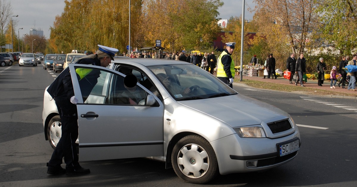  Tysiące policjantów na polskich drogach jeszcze dzisiaj. Podano statystyki