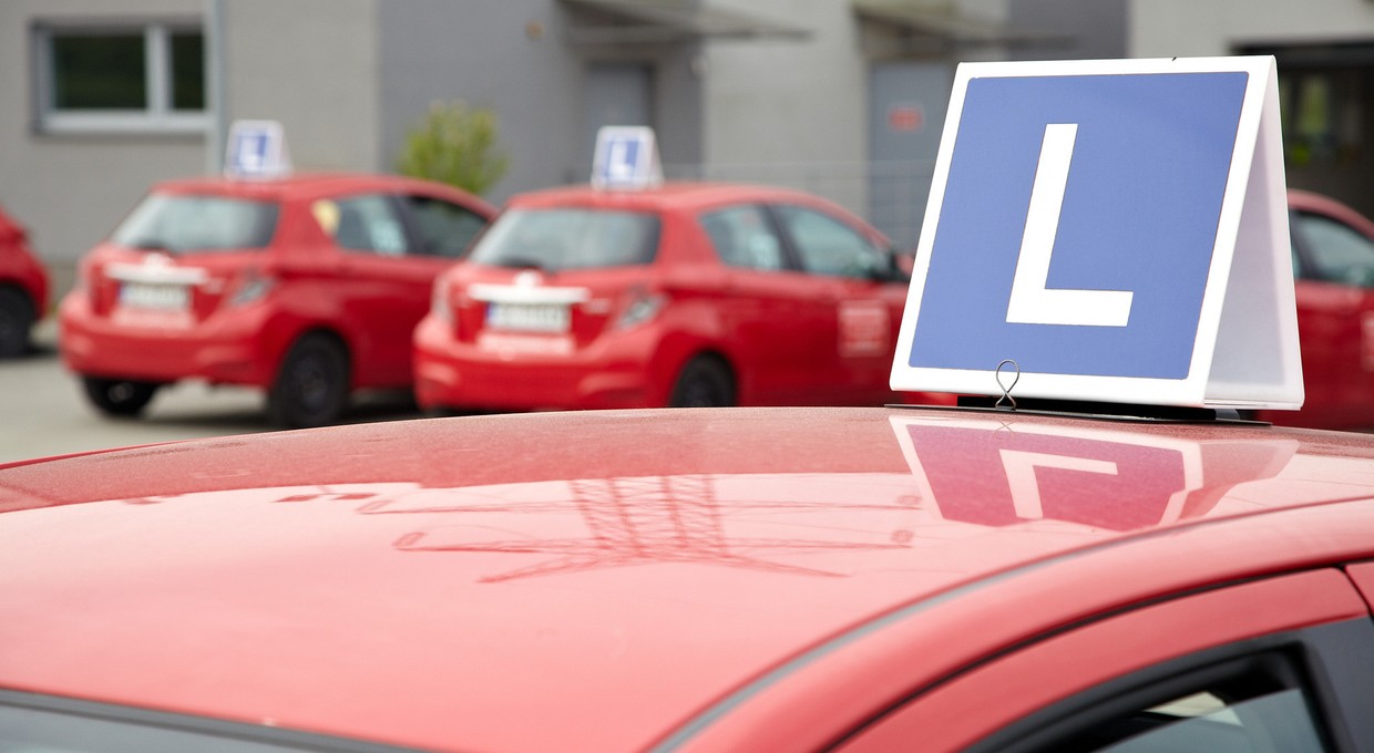 Egzaminy na prawo jazdy zagrożone. Strajk w katowickim WORD
