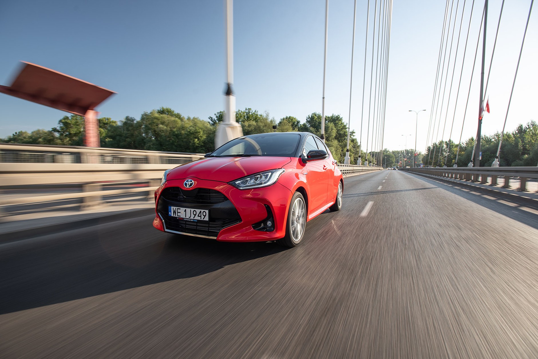 Nowa Toyota Yaris - ta hybryda ma naprawdę sens