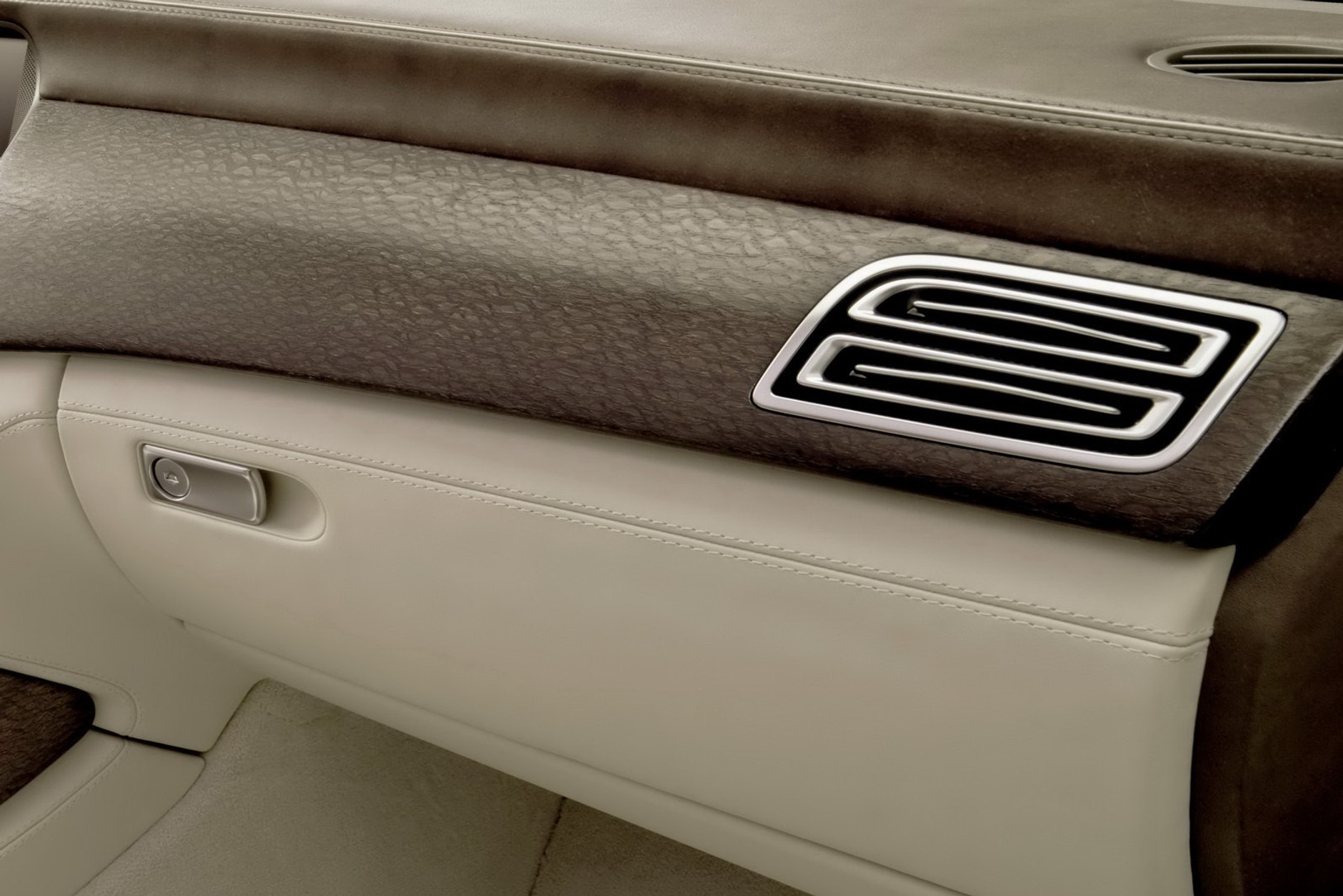 Pekin 2010: Mercedes-Benz Shooting Break Concept - nowy CLS jako sportowe kombi