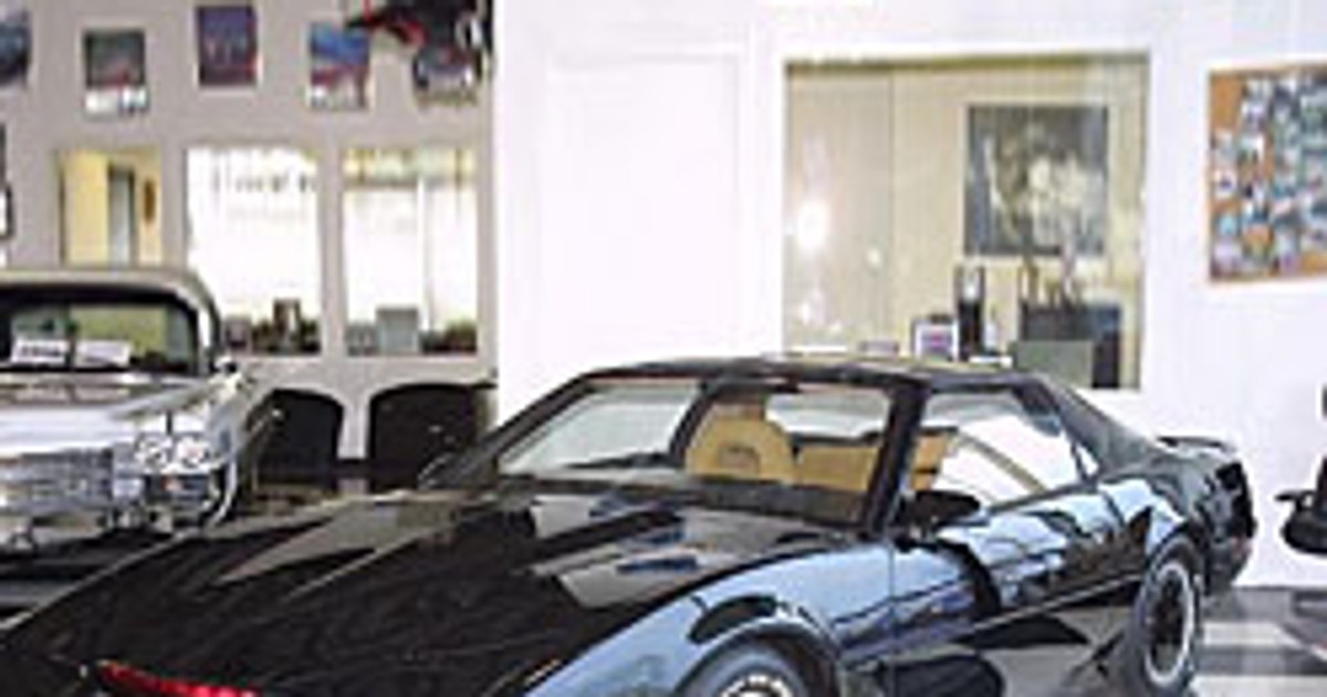 Legendarny KITT na sprzedaż