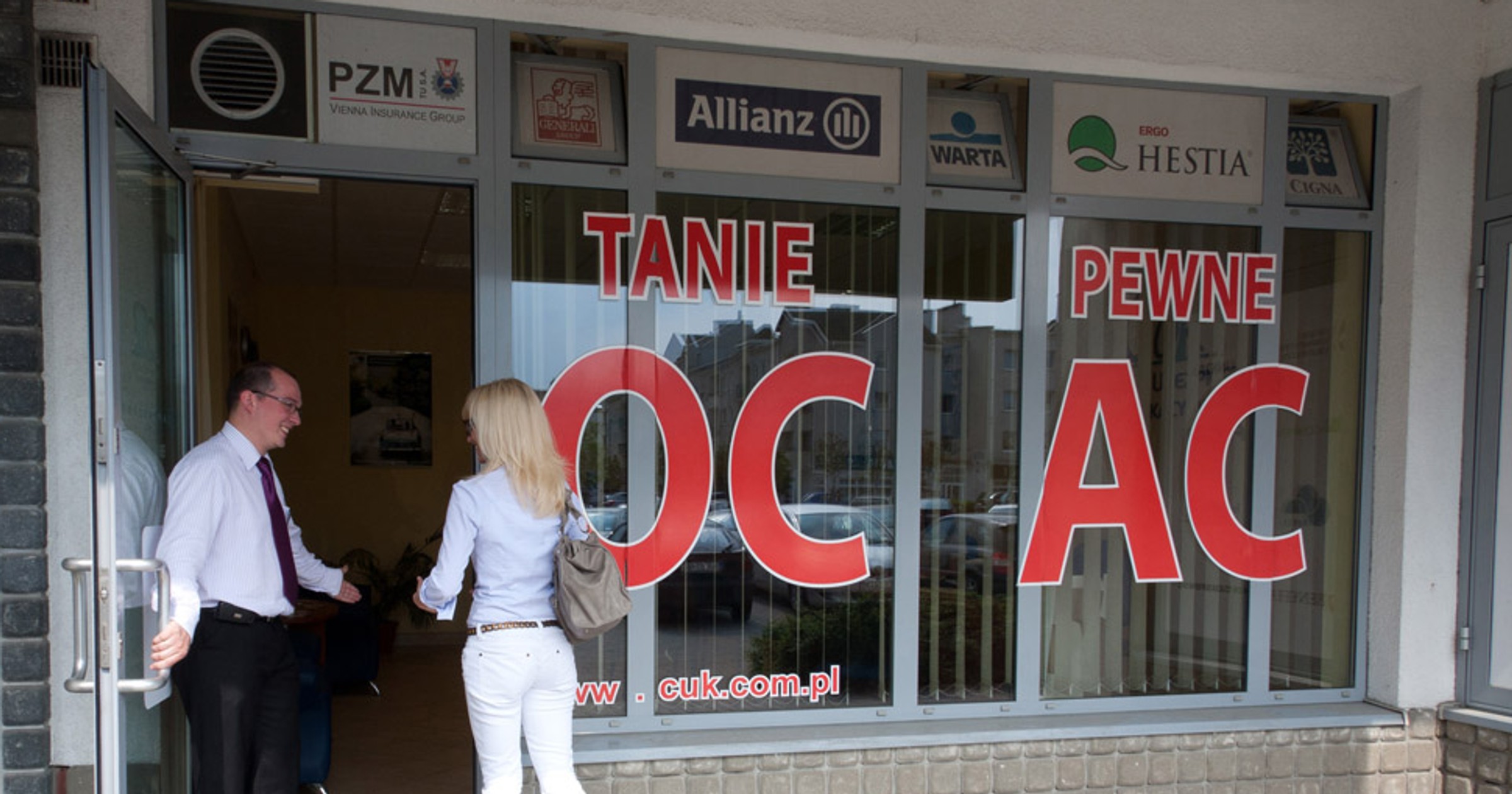 Jak tanio ubezpieczyć samochód?