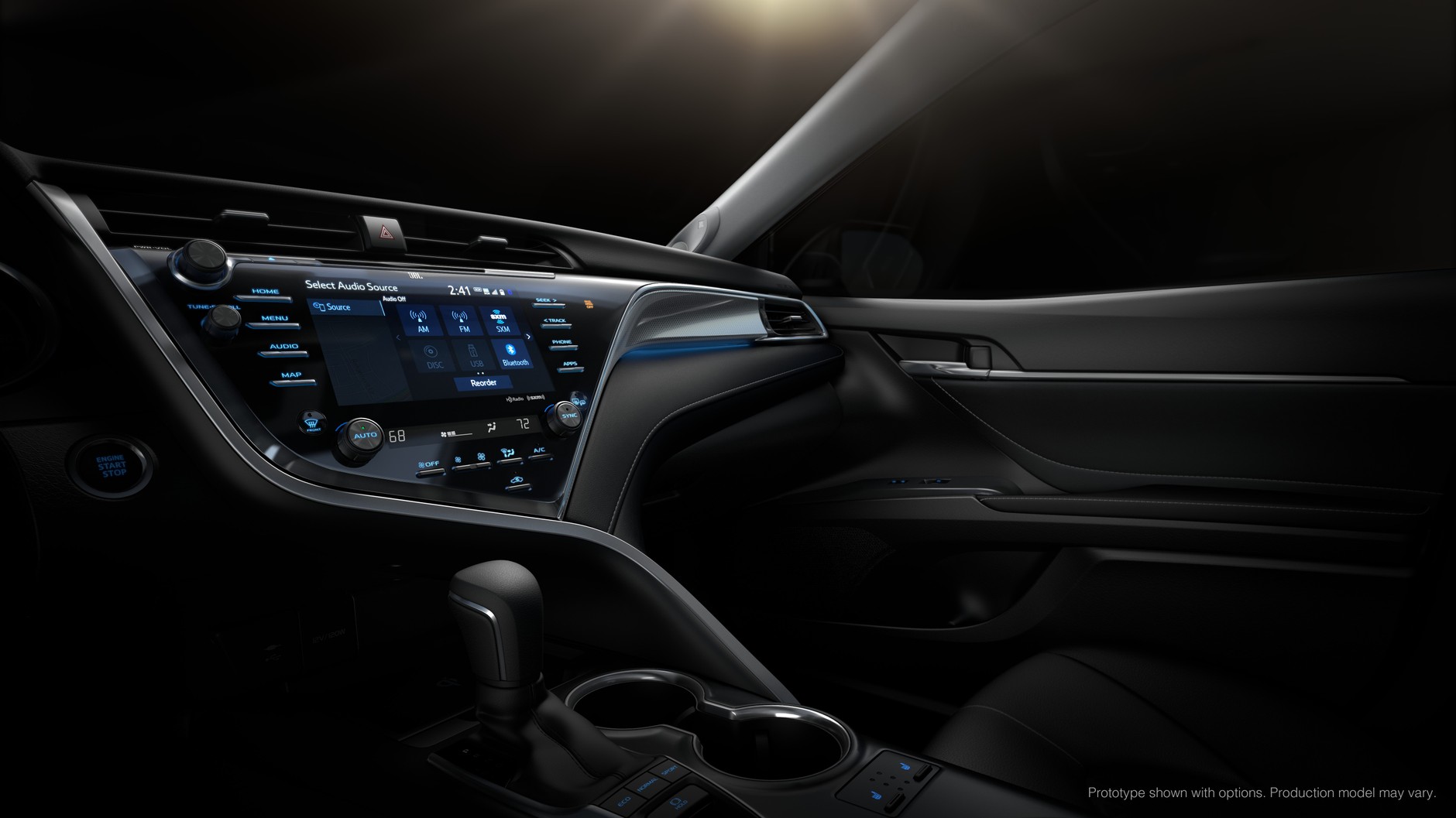 2018_Toyota_Camry_z systemem multimedialnym Entune 3.0. Android Auto i CarPlay nie funkcjonują