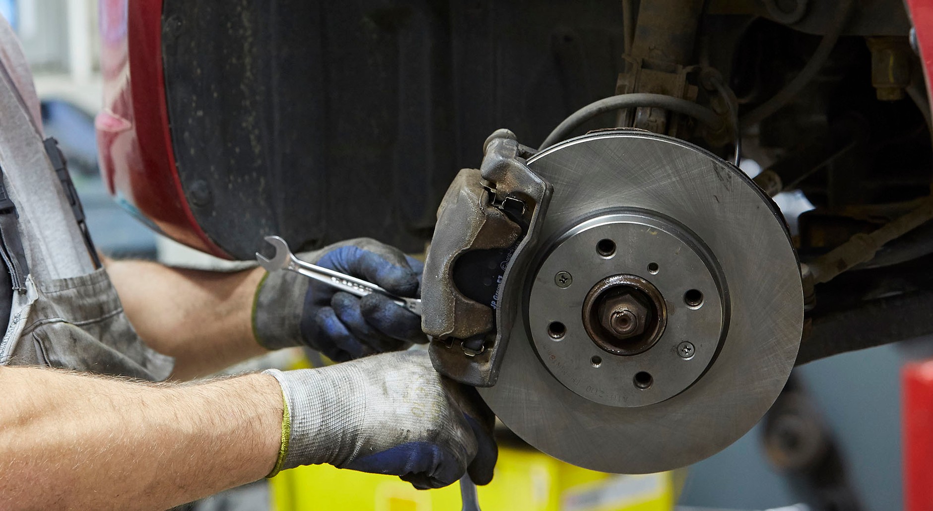 Klocki hamulcowe i tarcze