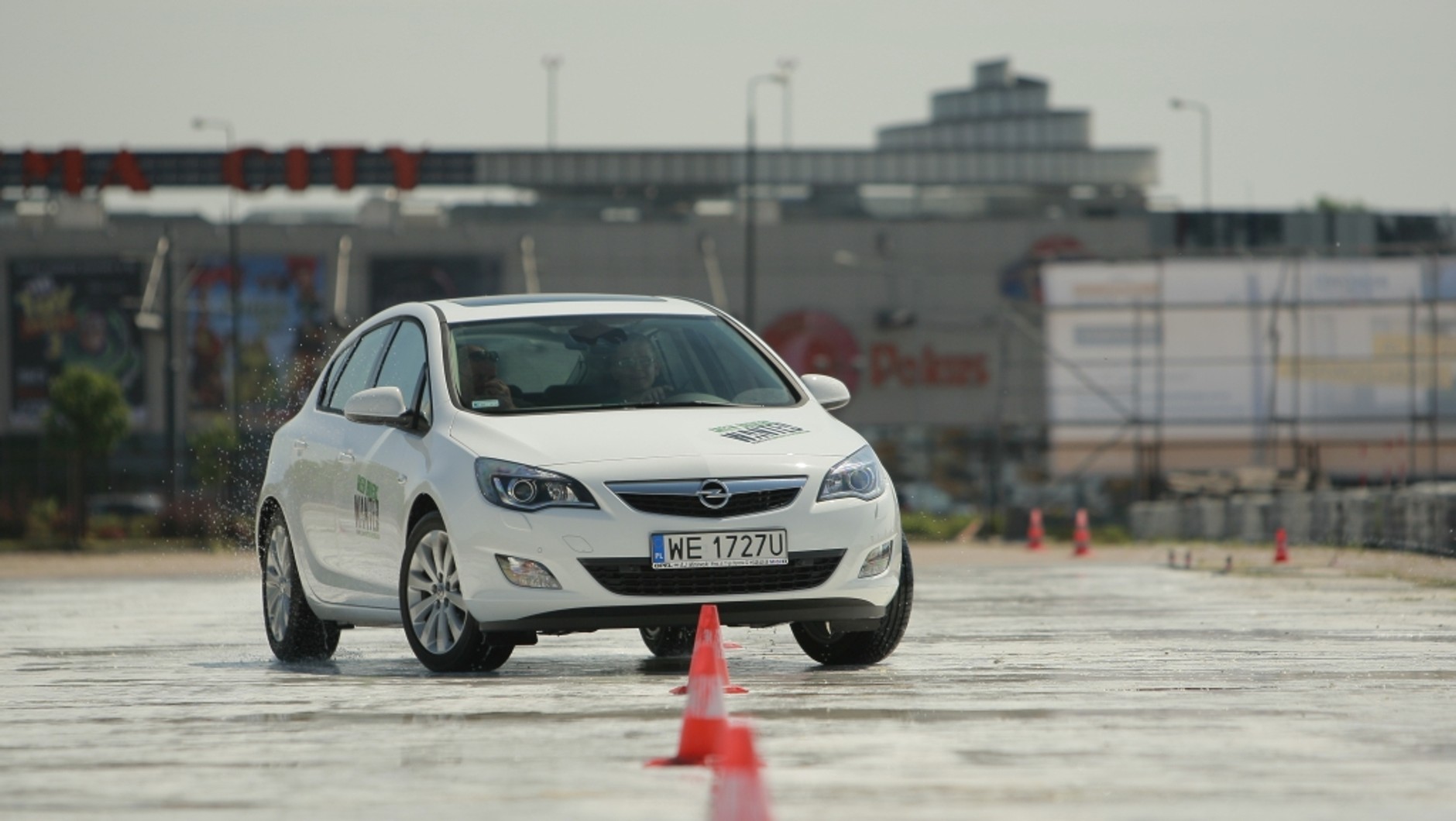 Opel znalazł mistrza oszczędzania - EcoFlex Experience