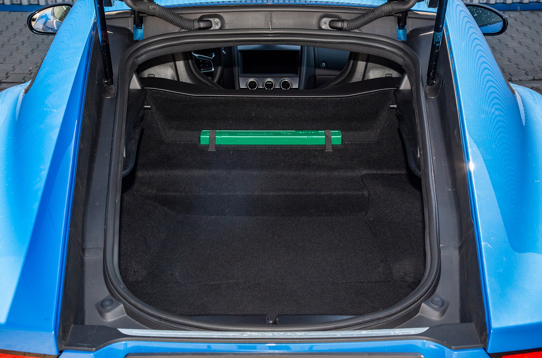 Jaguar F-Type P300 - skąd pomysł na taki silnik?