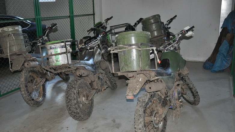 Przemycali papierosy na motocyklach crossowych