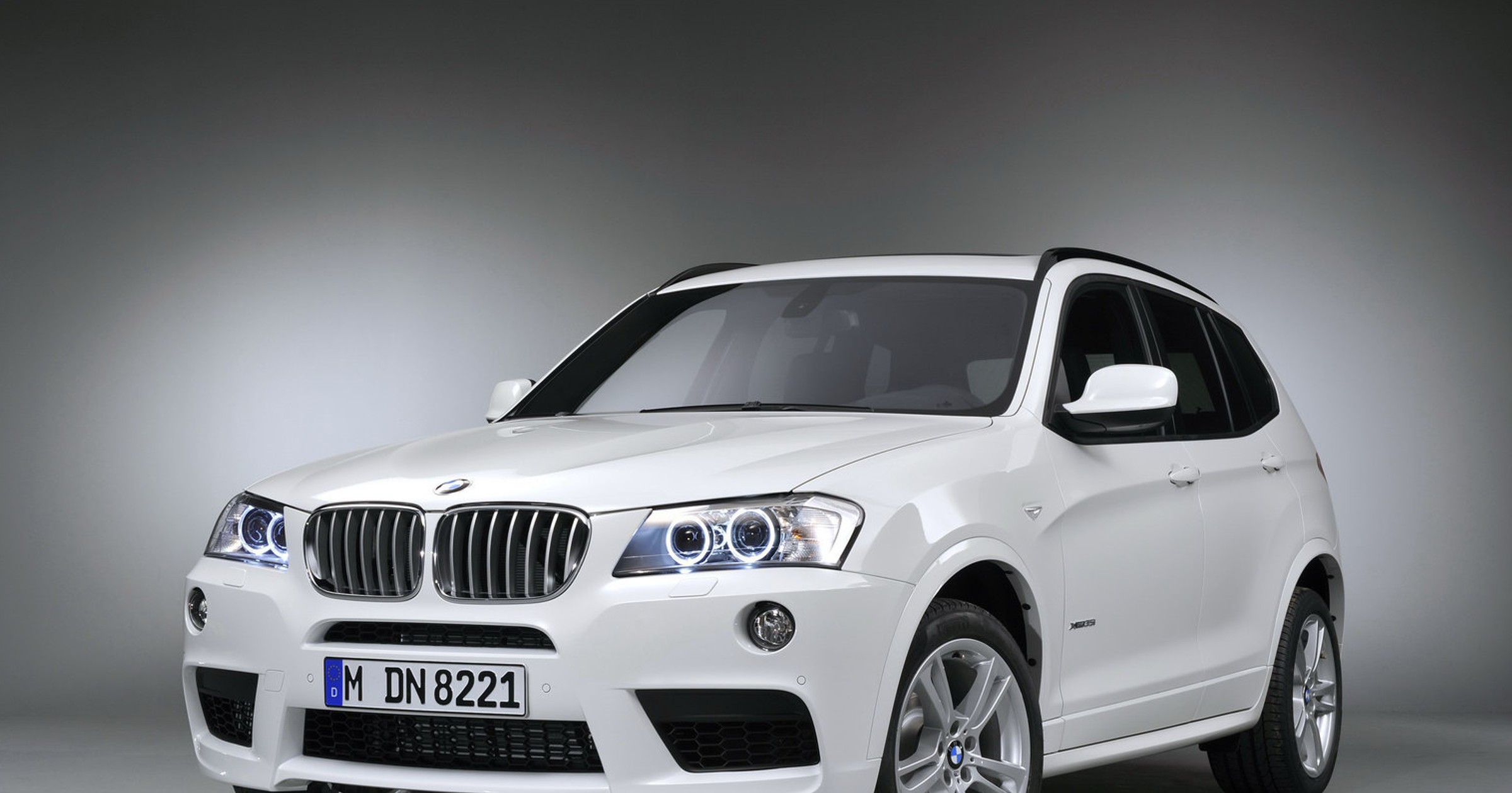 BMW X3 z pakietem sportowym i nowymi silnikami