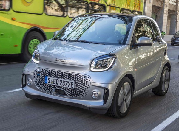 Smart Fortwo i Forfour – modernizacja, czyli digitalizacja