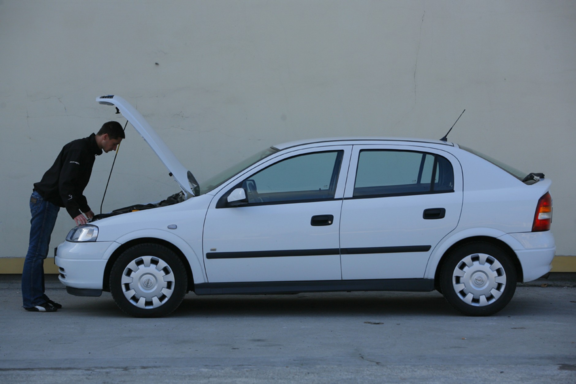 Poradnik kupującego - Pokazujemy jak ocenić stan techczniczny samochodu