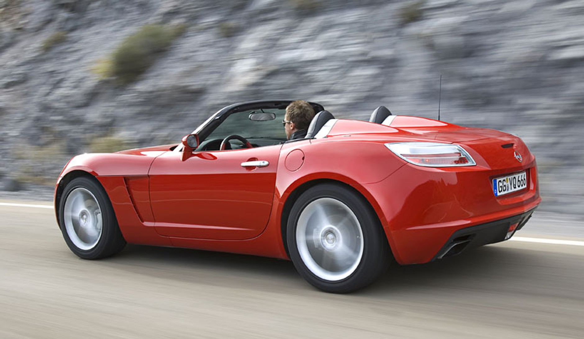 Opel GT: koniec małego roadstera! (fotogaleria)