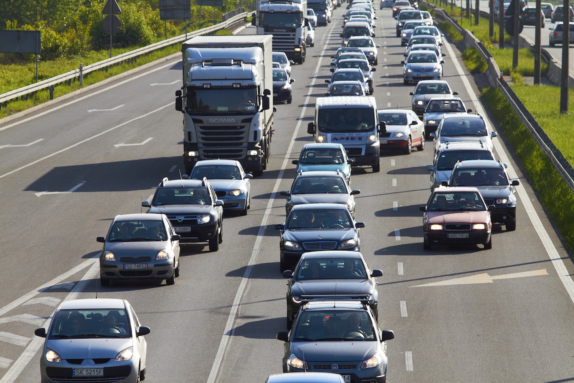 Blokowanie pasa 
na zwężeniu drogi