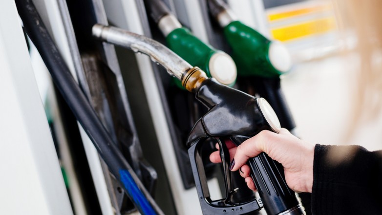 Tankowanie na stacji paliw