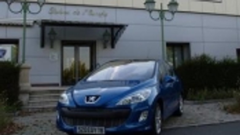 Peugeot wysyła Europie sygnał….