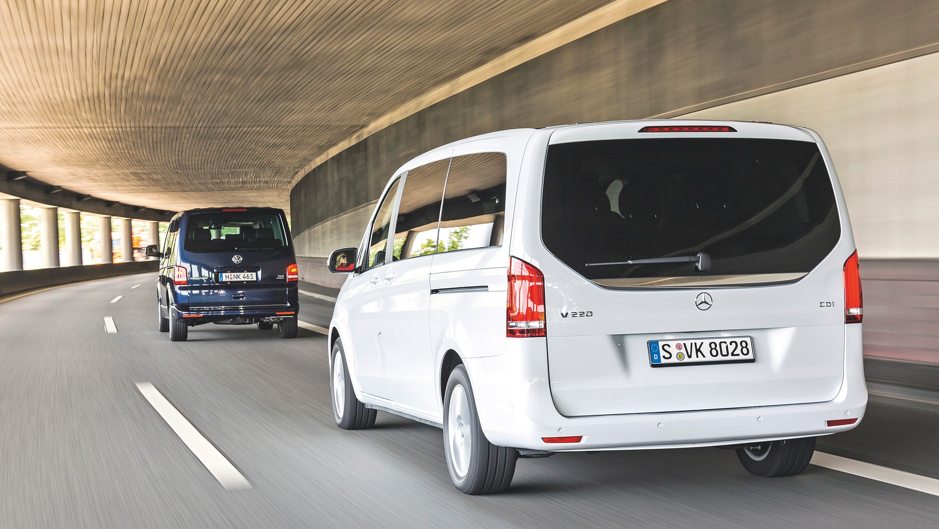 Mercedes klasy V i VW T5 Multivan