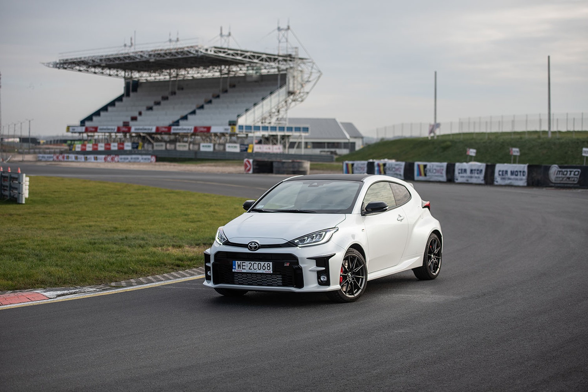 Toyota GR Yaris - zainspirowana rajdami