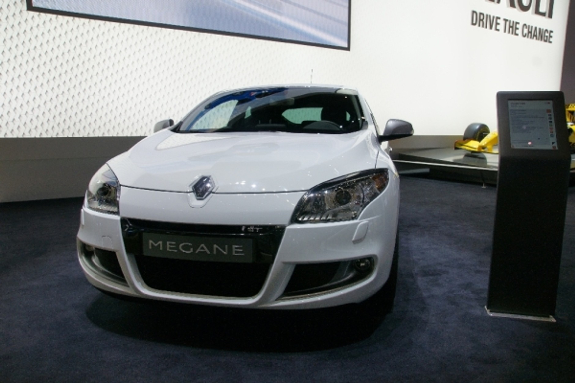 Genewa 2010: 128 premier światowych i 32 europejskie (Galeria)