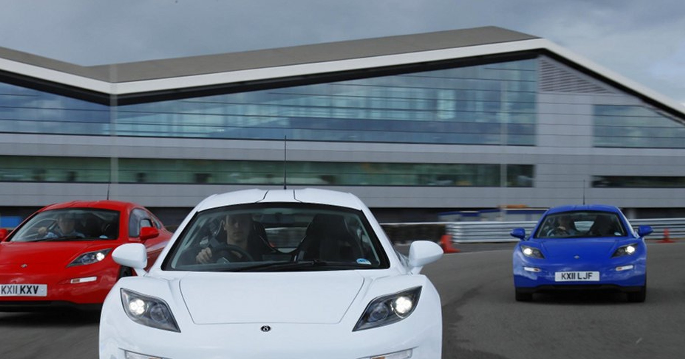 Delta E-4 Coupe będzie rywalizować z Teslą