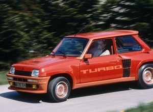 Ranault 5 Turbo ma 30 lat