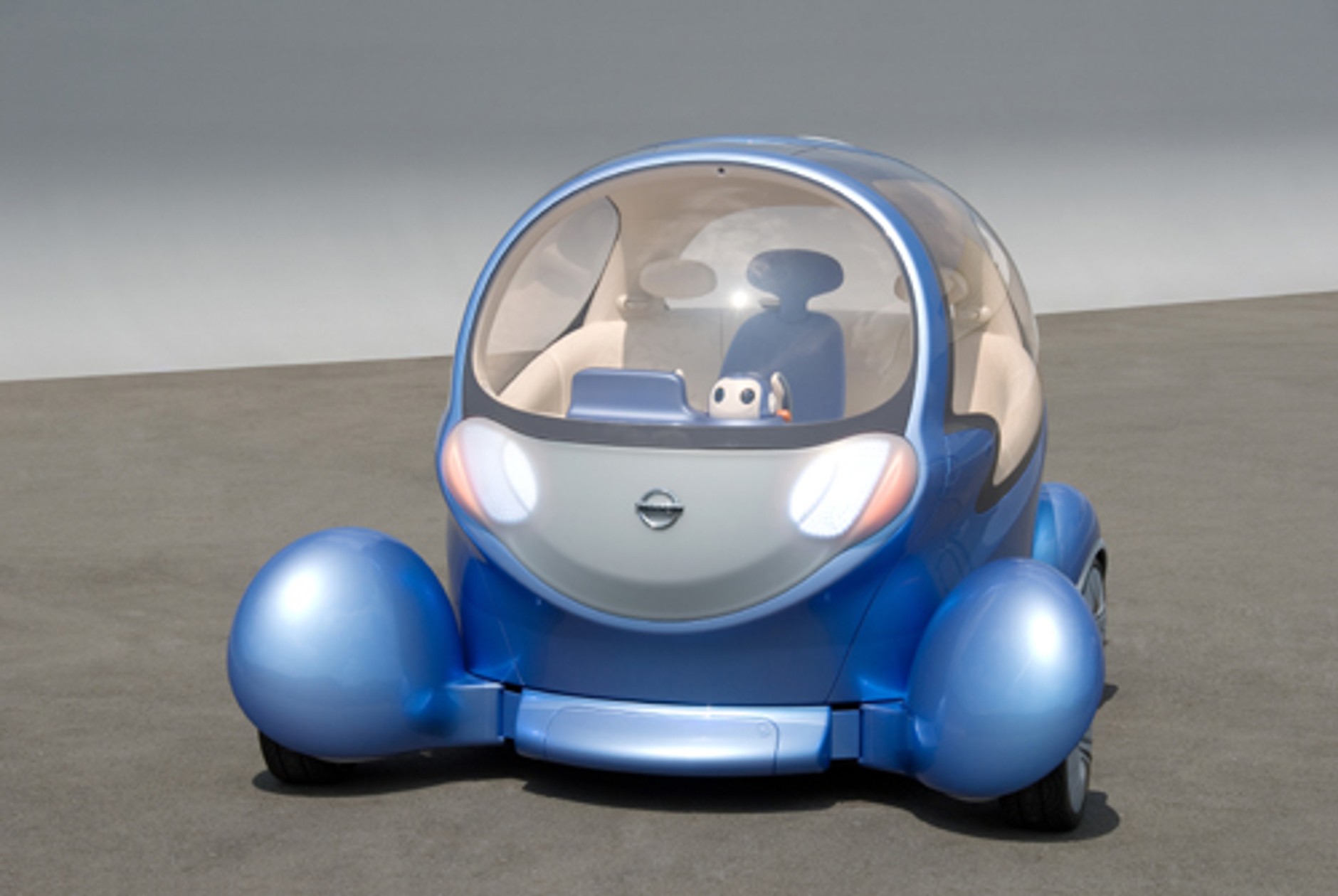 Nissan Pivo 2 - Zakręcony inteligent