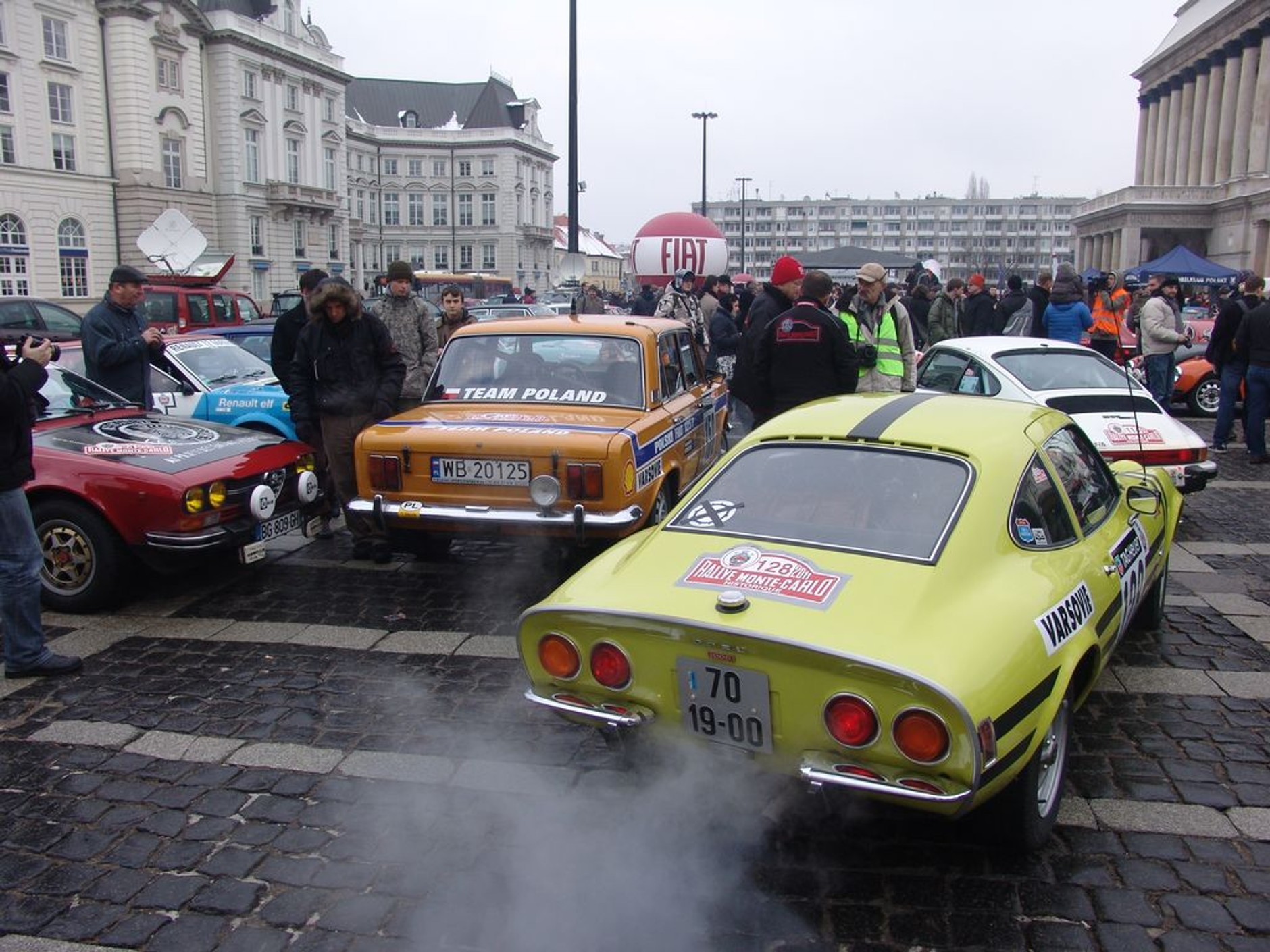 Rajd Monte-Carlo Historique 2011: wystartowali z Warszawy, pokonają 4100 km