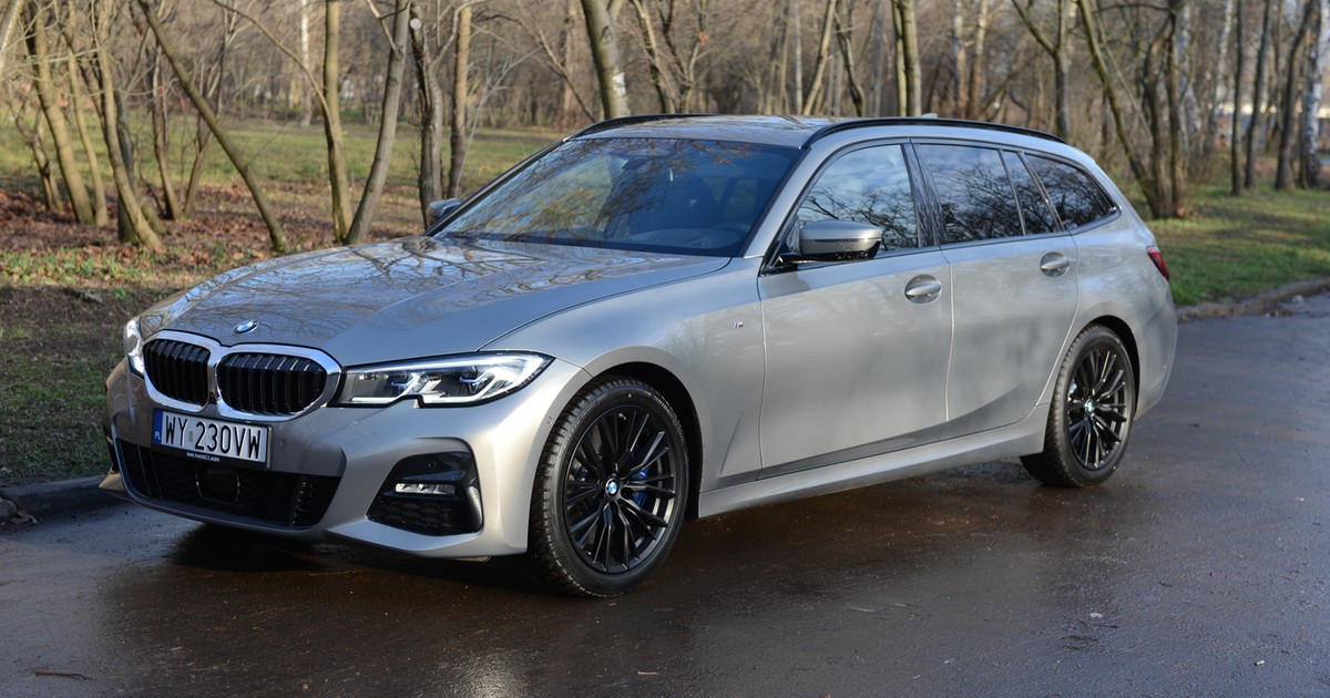 BMW 330i xDrive Touring