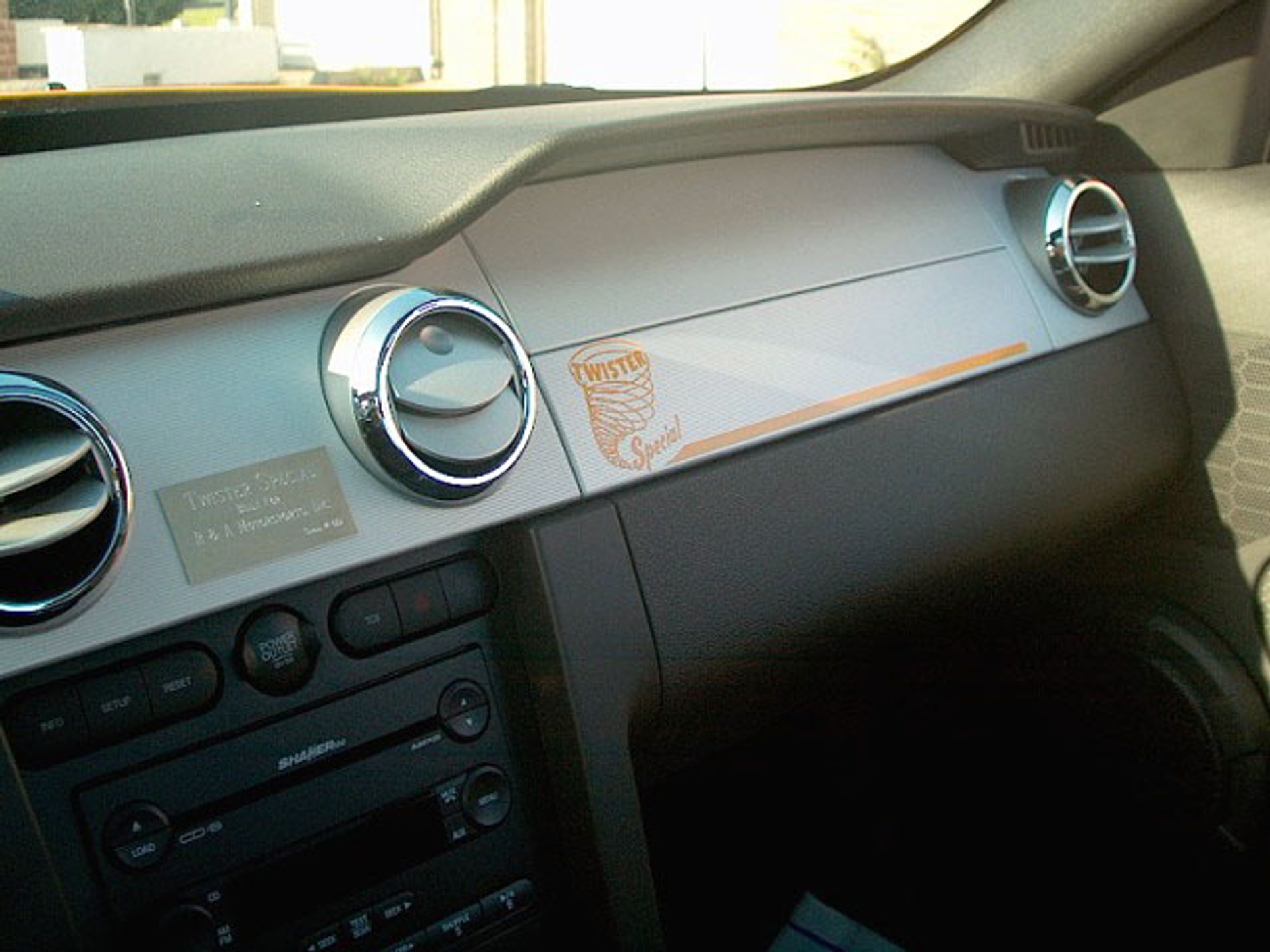 Ford Mustang Twister Special spółki R&amp;A Motorsports