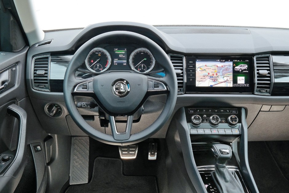 Porównanie dużych SUV-ów: Hyundai Santa Fe kontra Skoda Kodiaq