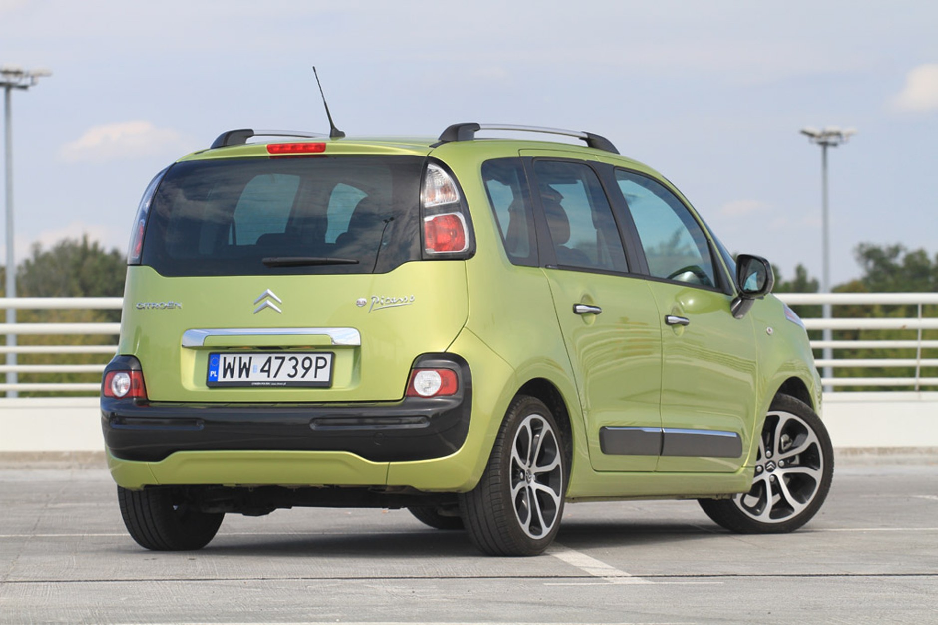 Toyota Verso S kontra Hyundai ix20 i Citroen C3 Picasso: czy to vany idealne na miasto?