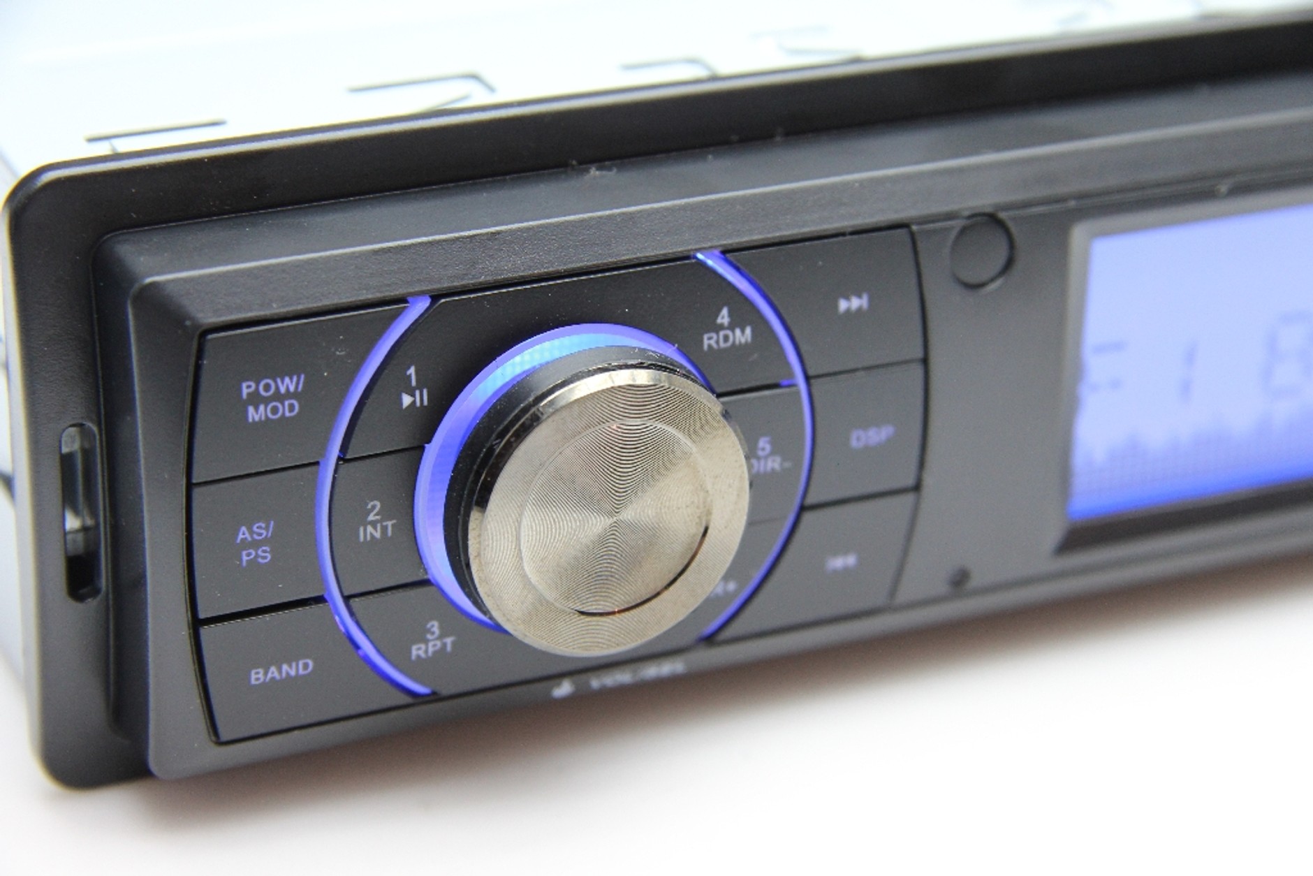 Test Audiomedia AMR112: radio samochodowe za 100 zł