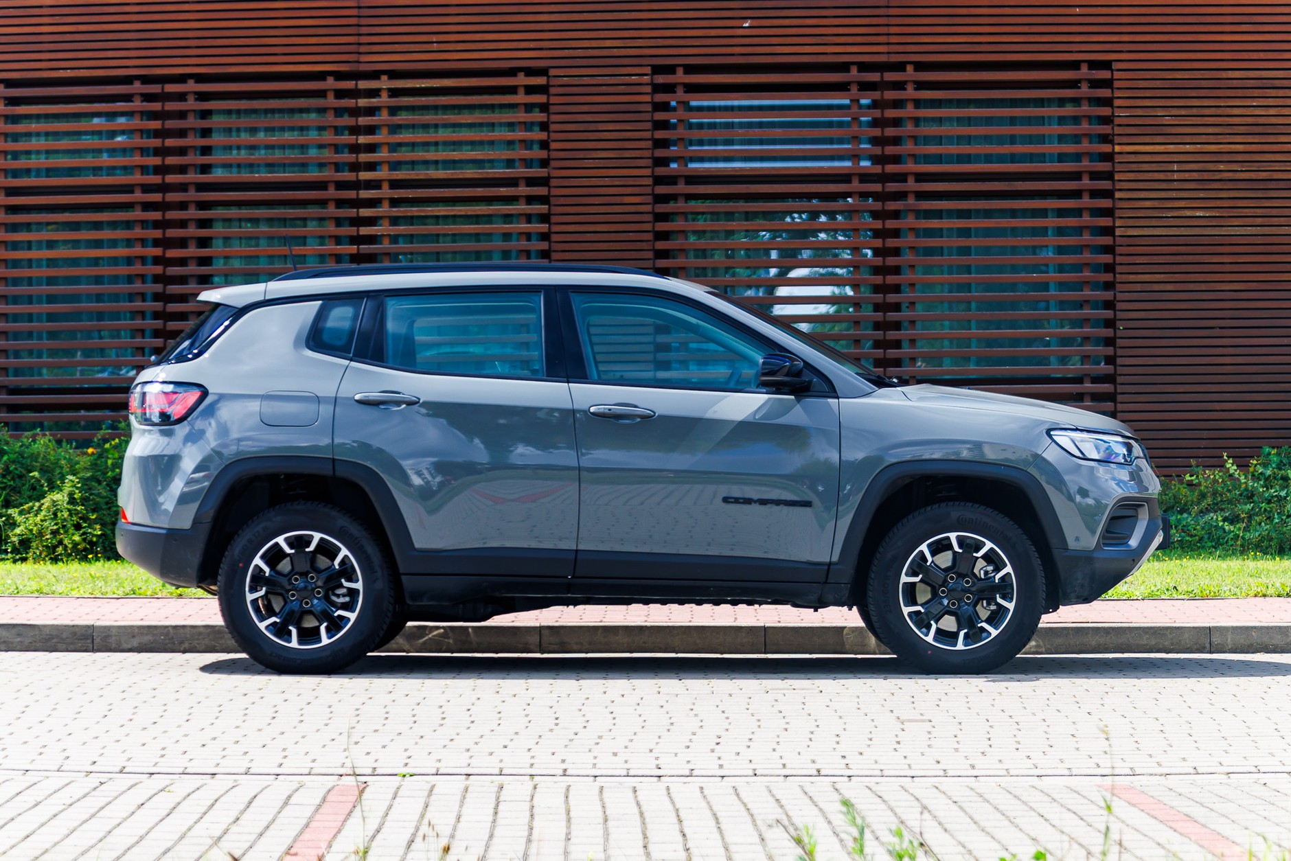 Jeep Compass 4XE