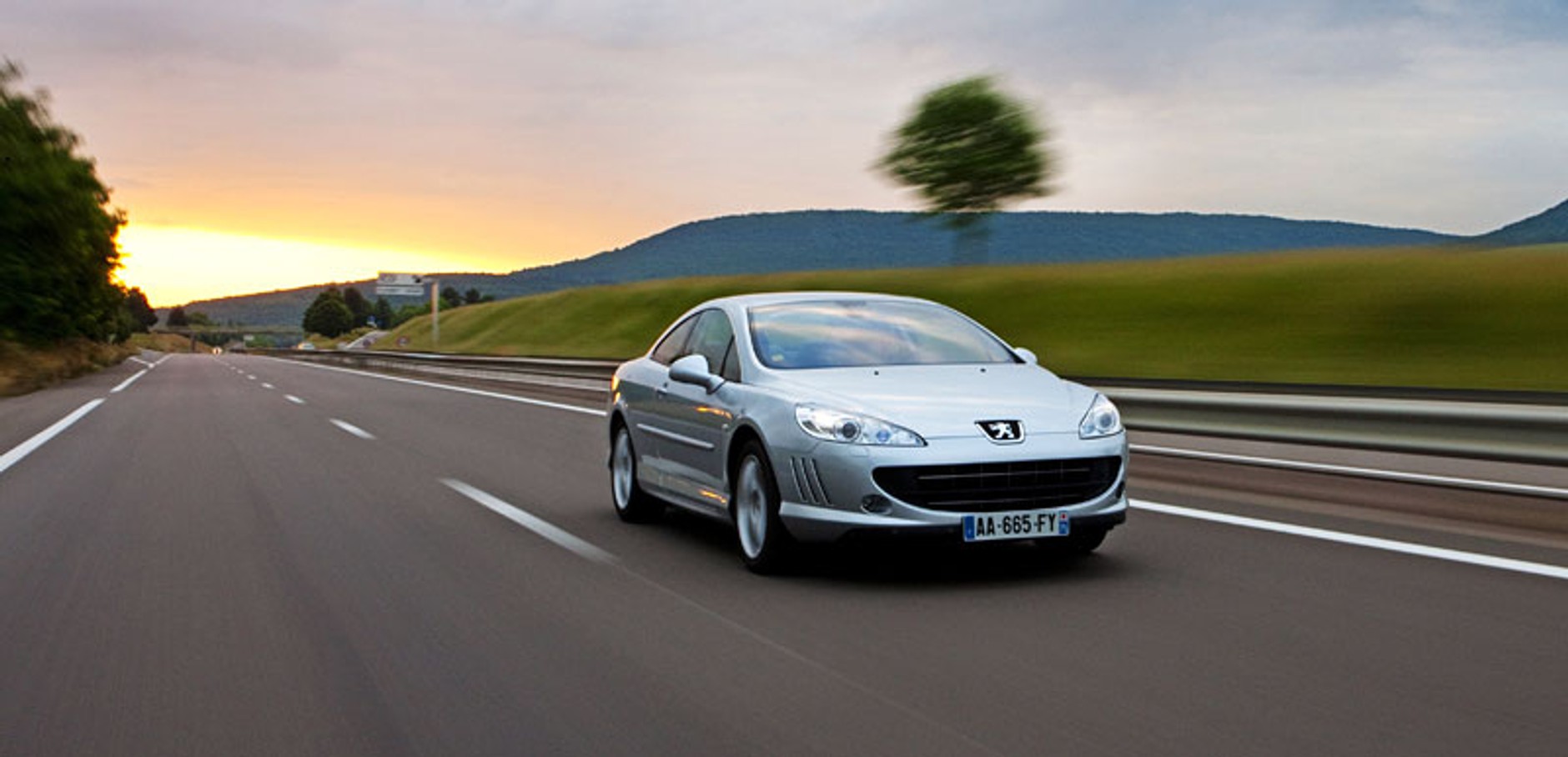 Peugeot 407 Coupé 3,0 V6 HDi: najmocniejszy seryjny Peugeot