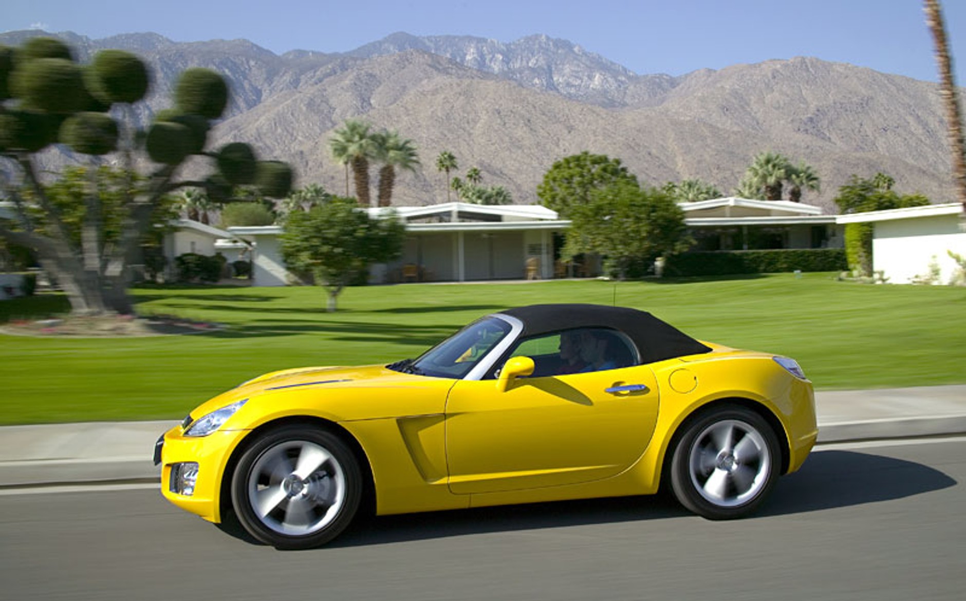 Opel GT: koniec małego roadstera! (fotogaleria)