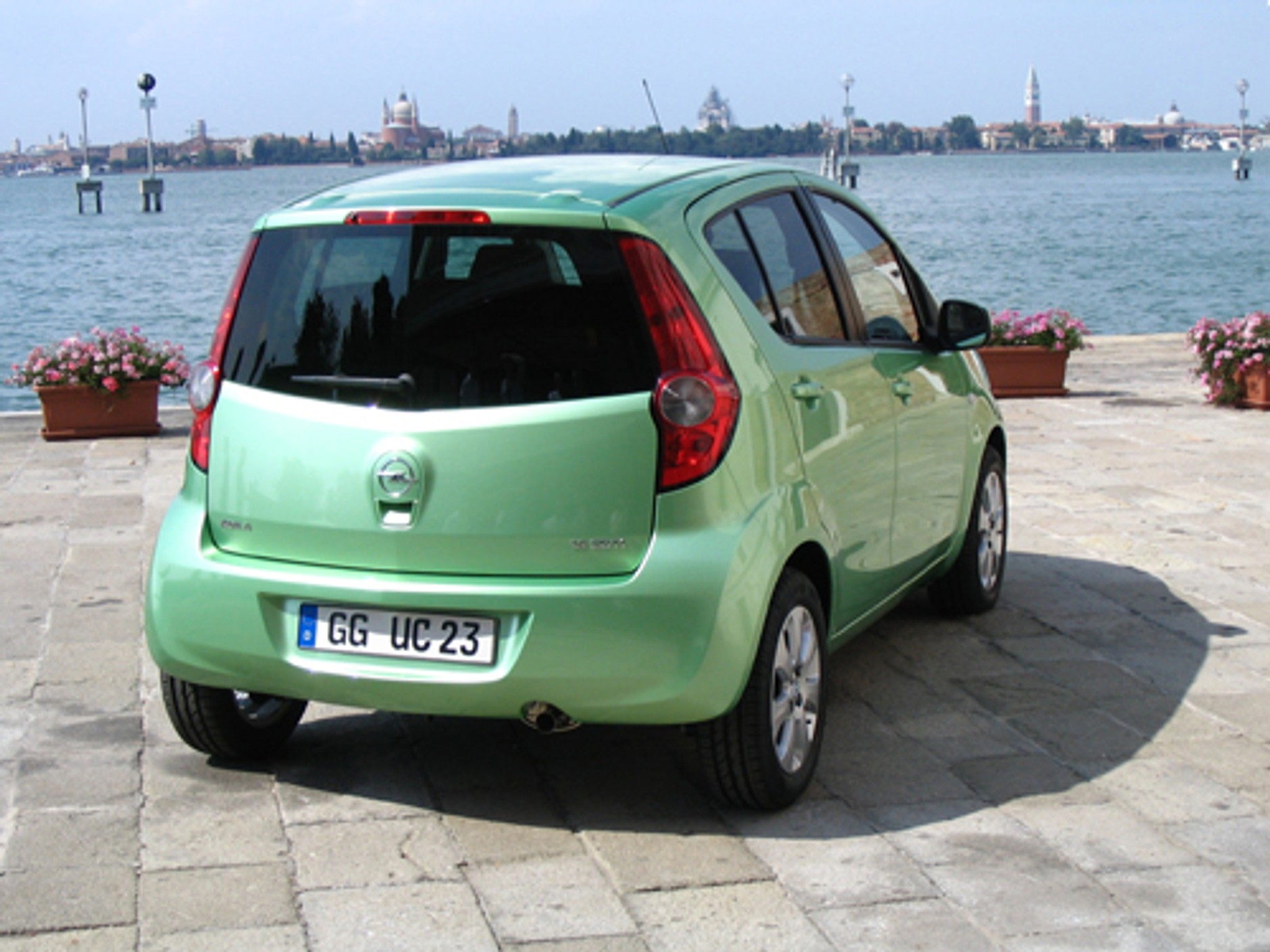 Opel Agila II - Małe jest piękne