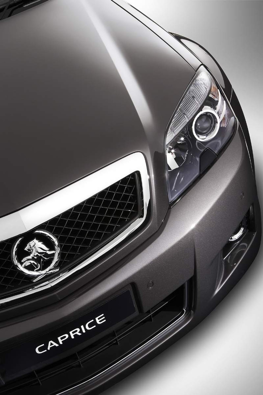 Kolejne nowości Holdena: Statesman i Caprice