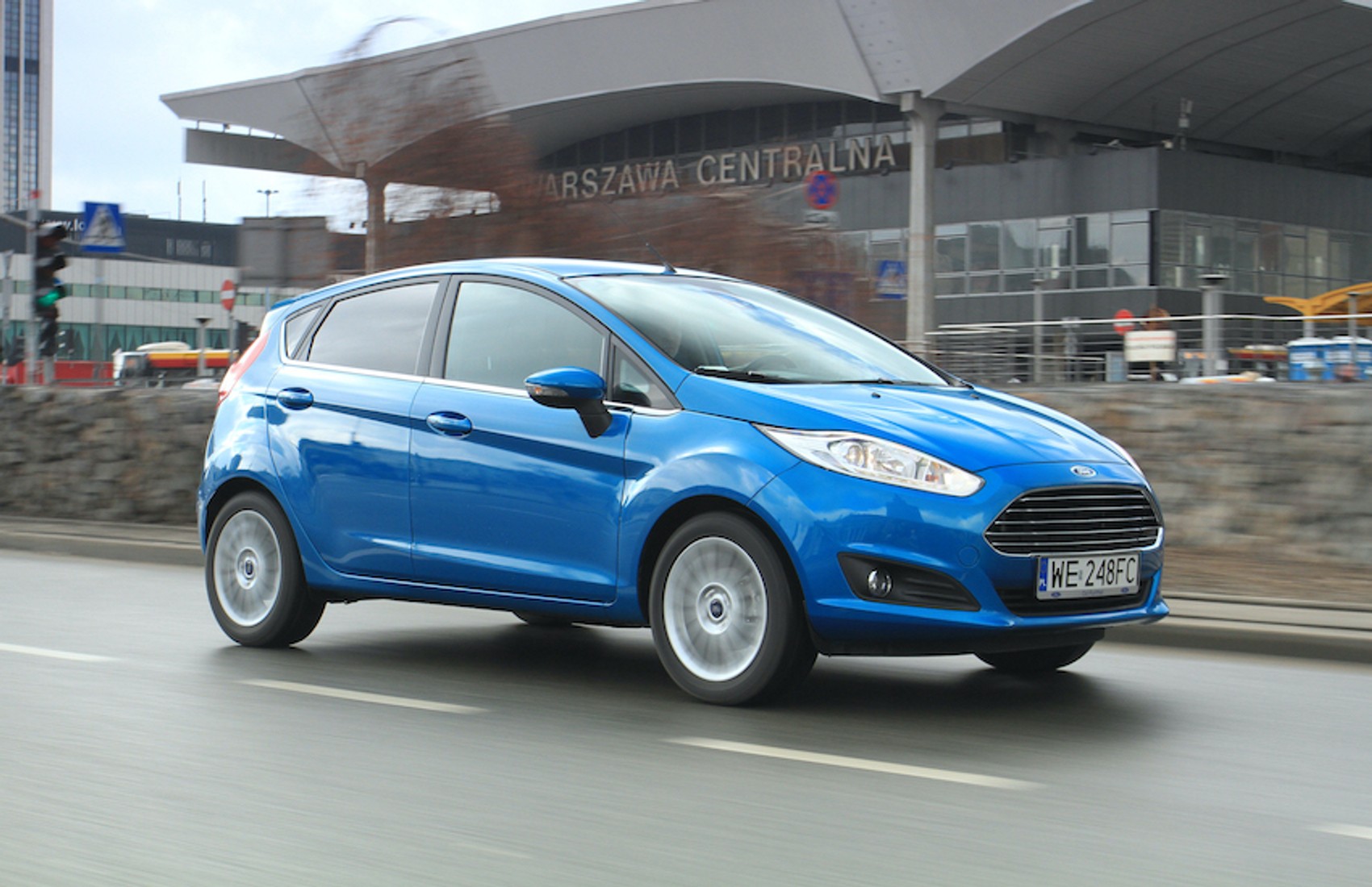 Ford Fiesta VI (2008-17), Ceny nowej Fiesty zaczynają się od ok. 87  tys., złotych. Odróżnisz ją na pierwszy rzut oka od 13-letniej?