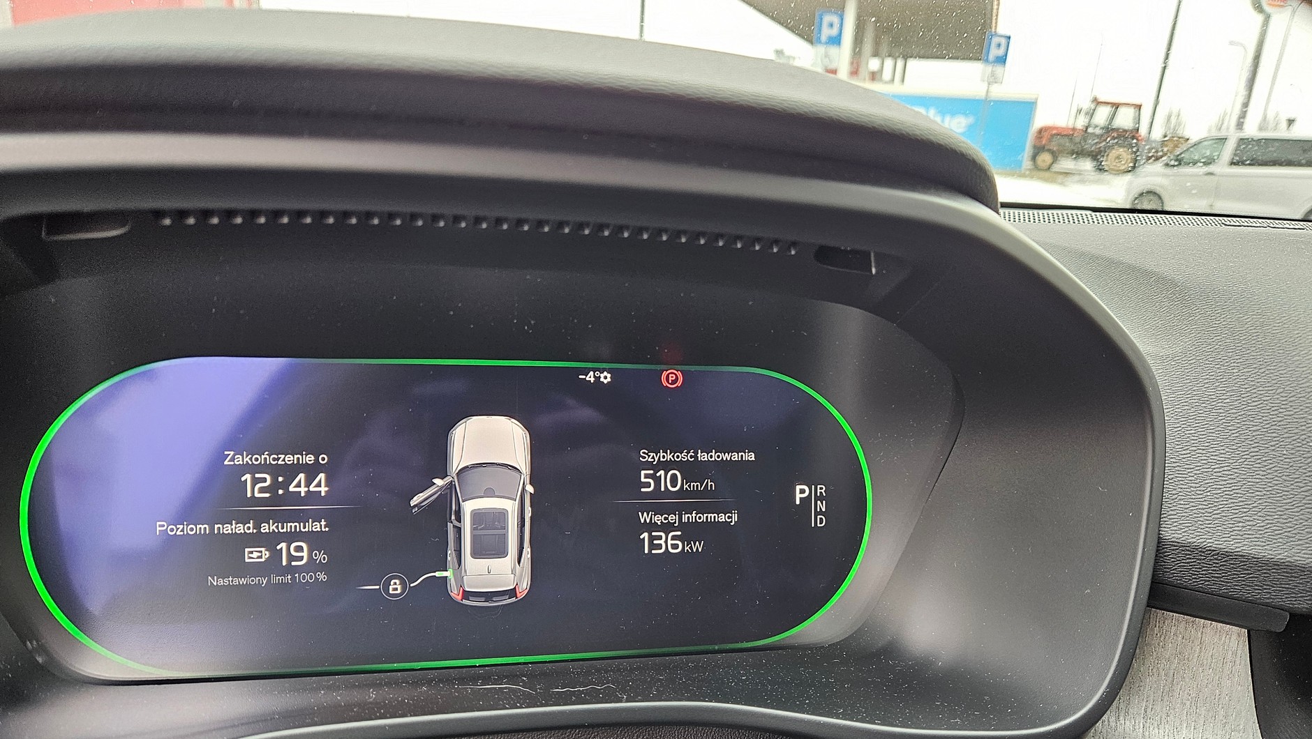 Na pierwszym postoju auto ładowało się znacznie wolniej, niż powinno. Tego Google nie przewidział.