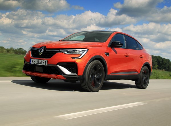 Renault Arkana to atrakcyjny SUV, ale czy nie lepiej wybrać Australa?