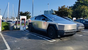 Tesla przerywa produkcję dwóch modeli. To już trzeci raz na przestrzeni roku