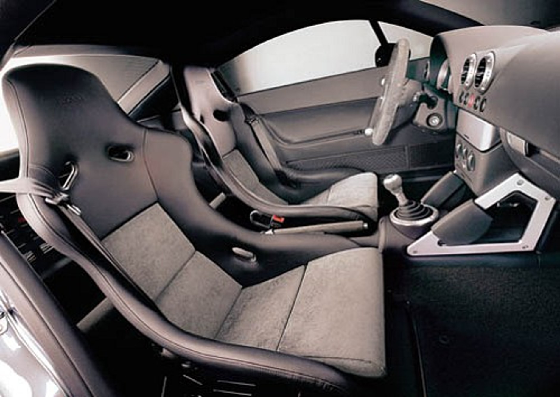 Lżejsze i szybsze - Audi TT Quattro Sport