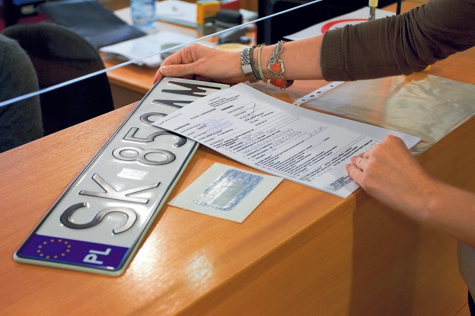 Sprzedajesz auto – pamiętaj o tych sprawach