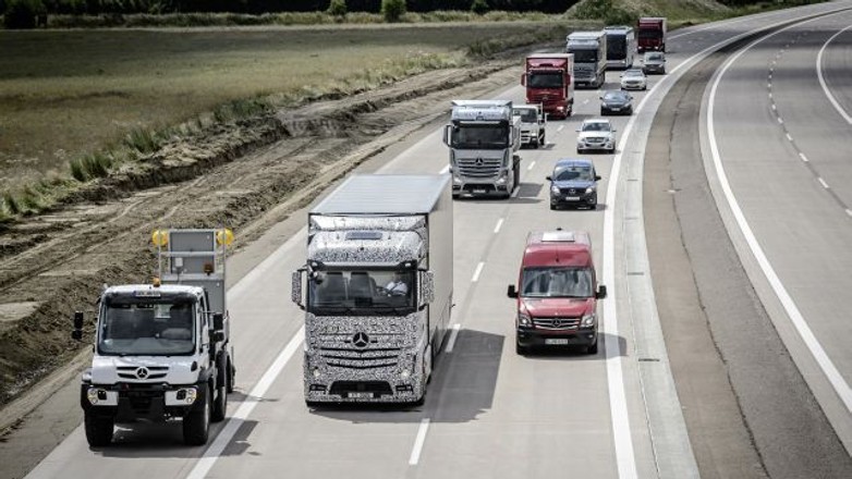 Ciężarówka z automatycznym pilotem